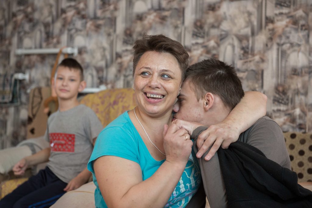 У взрослого Вани из Озера благодаря детскому хоспису появился первый друг