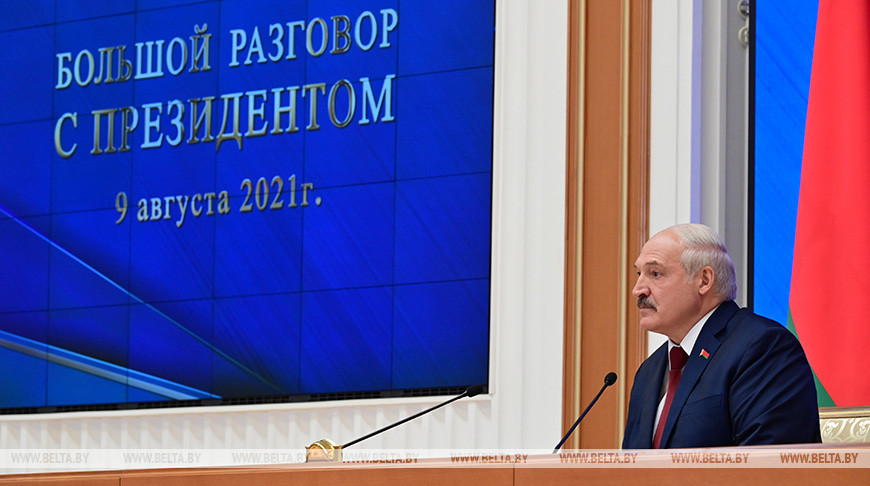 «В случае опасности развязывания новой мировой войны» — Лукашенко о возможности размещения в Беларуси российских войск