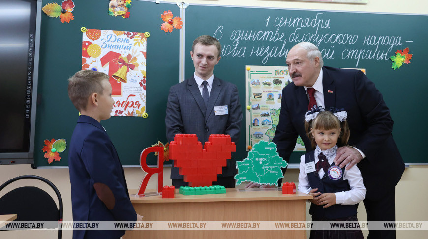 Школа всегда считалась главной кладезью образования, а учитель – уважаемым человеком.