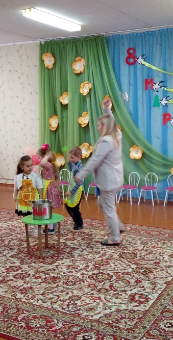 В Хотлянском детском саду прошли утренники, посвященные 8 Марта