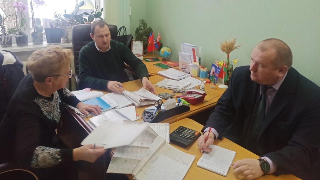 Проверили, подсказали. Представители Минской областной профсоюзной организации работников АПК посетили сельхозпредприятия нашего района