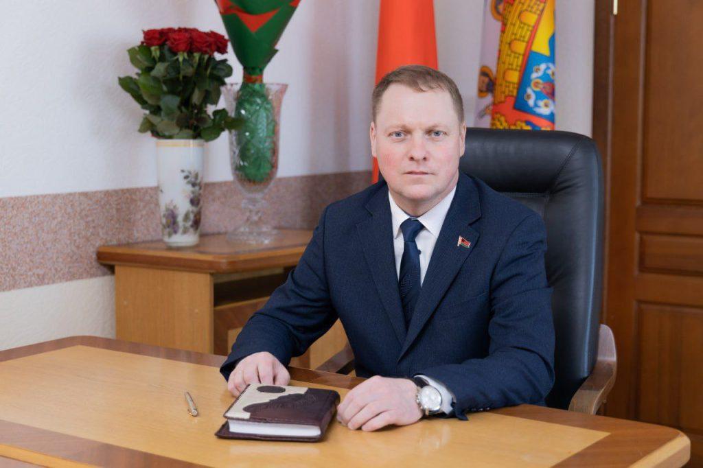 На вопросы жителей района ответит председатель райисполкома Дмитрий Колос