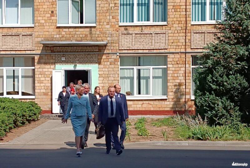 Заместитель председателя Миноблисполкома Иван Маркевич посетил колледж и филиал БНТУ в Солигорске