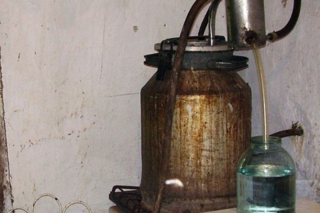 Участковый выехал на семейный скандал в деревне Большая Уса, а выявил ...