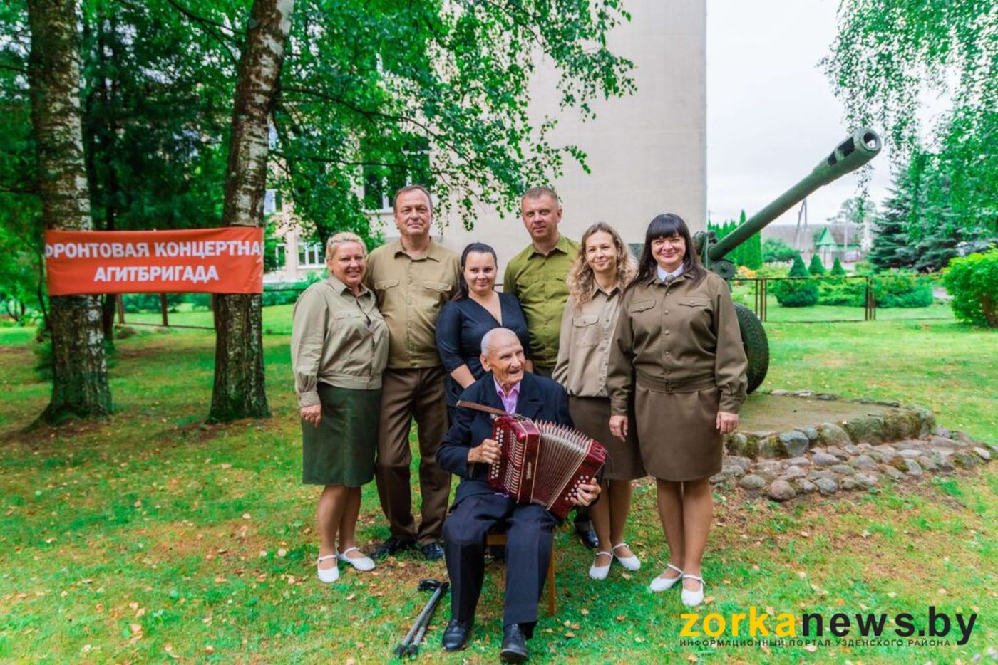 Кветковский и солисты Дома культуры