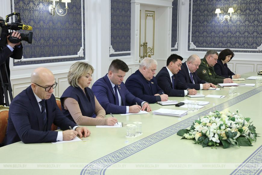 доверенные лица