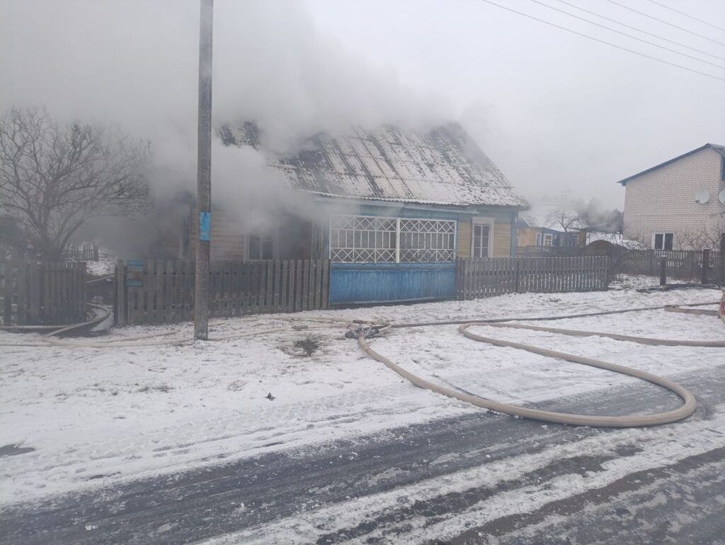 На пожаре в Узденском районе мужчину спас извещатель