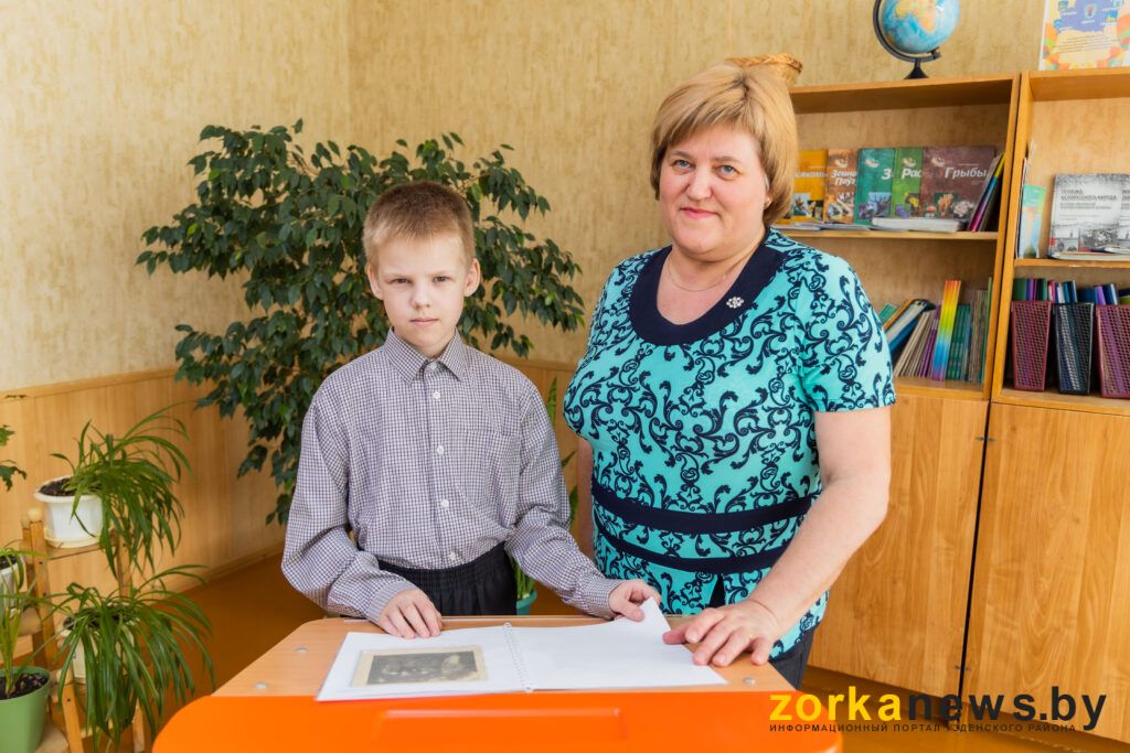 сын с учительницей