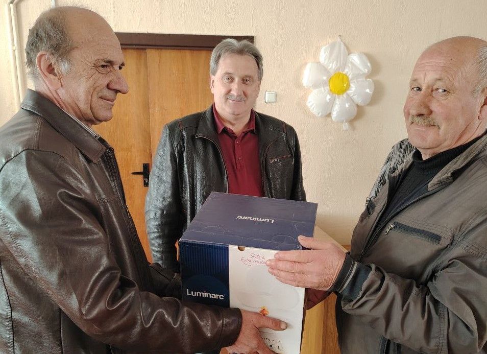 Ушли на пенсию: руководство базы имени Котовского отметило вклад ветеранов в развитие предприятия