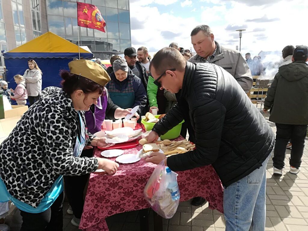 2 тысячи порций солдатской каши съели в Узде