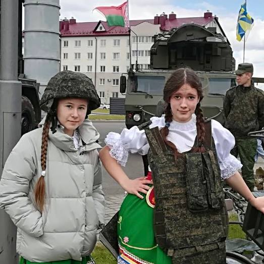 Ксения и Василиса