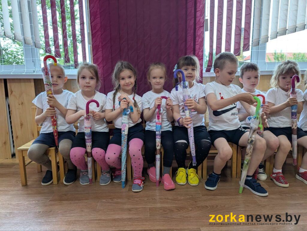 дошкольники
