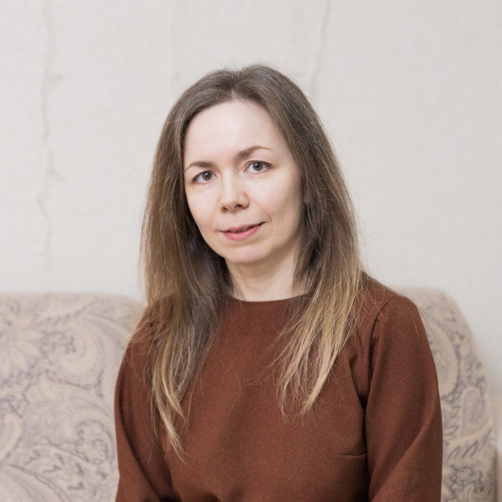 Новикова