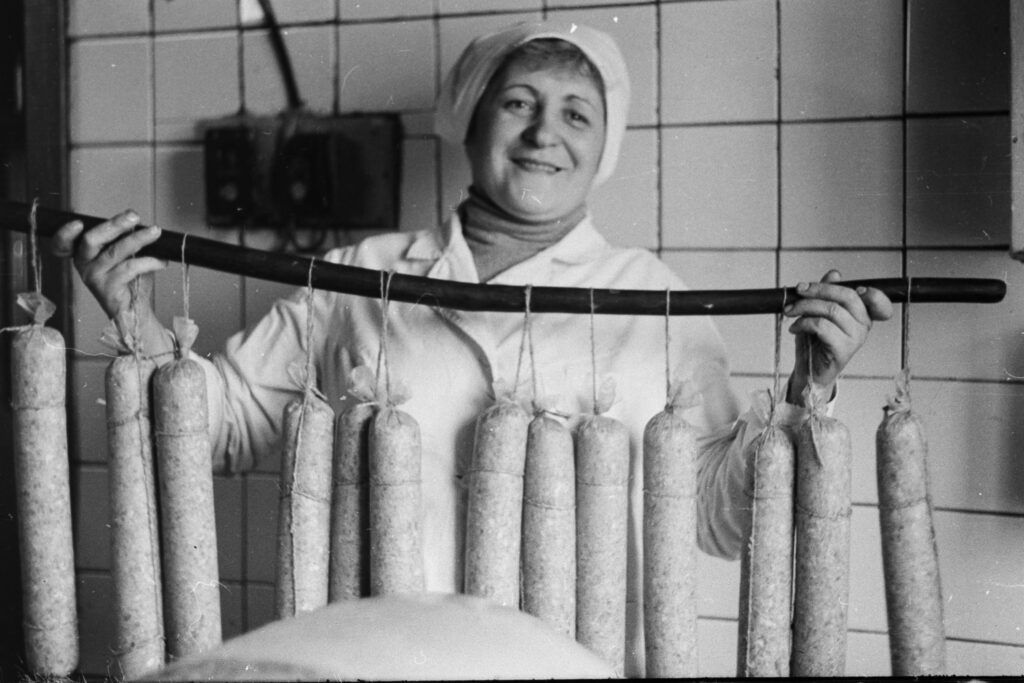 Ретрофото. Местная продукция