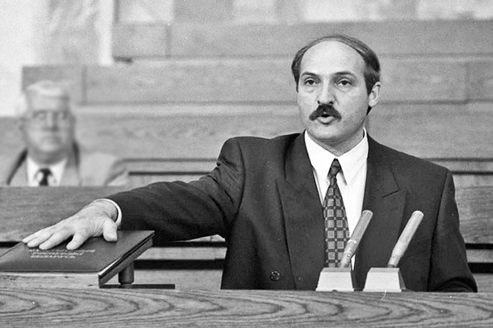 10 июля 1994 года: Александр Лукашенко стал первым Президентом Беларуси