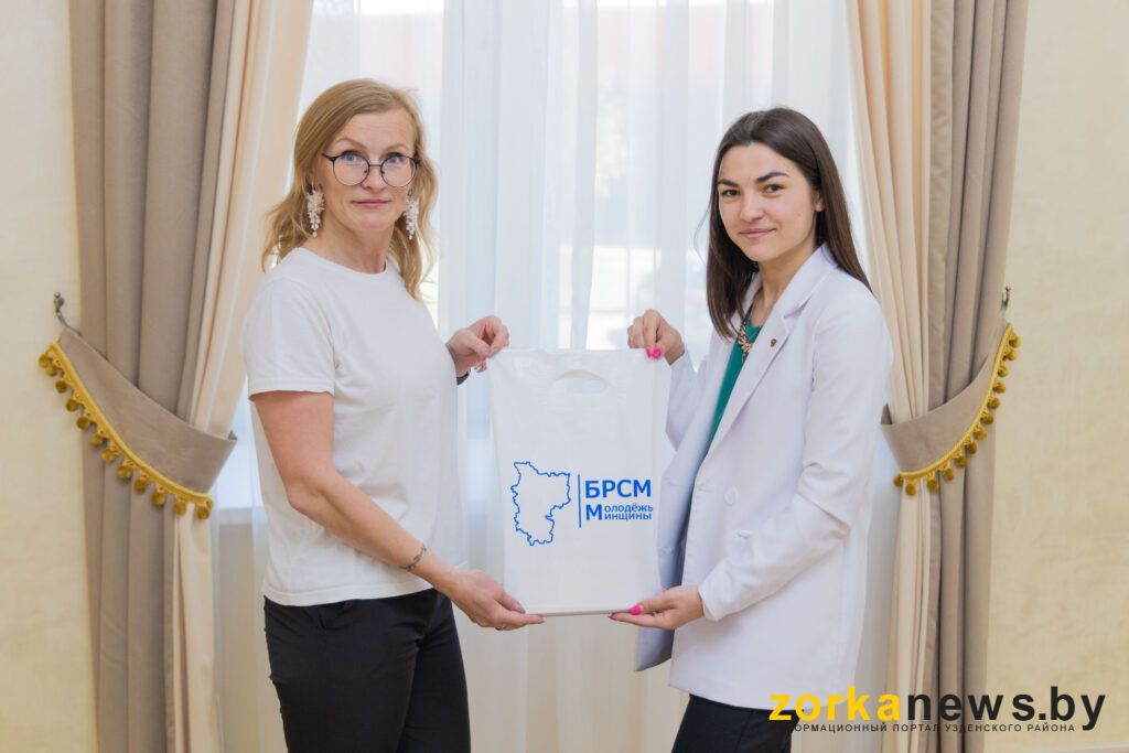 Журналист районки стала победителем викторины о правах детей и получила подарок от БРСМ