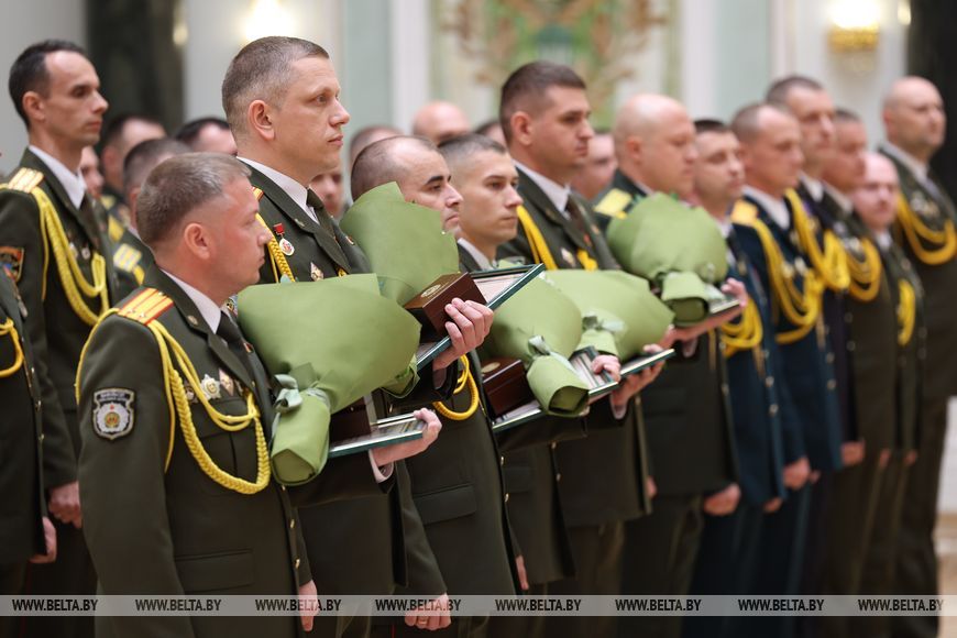 выпускники военной Академии
