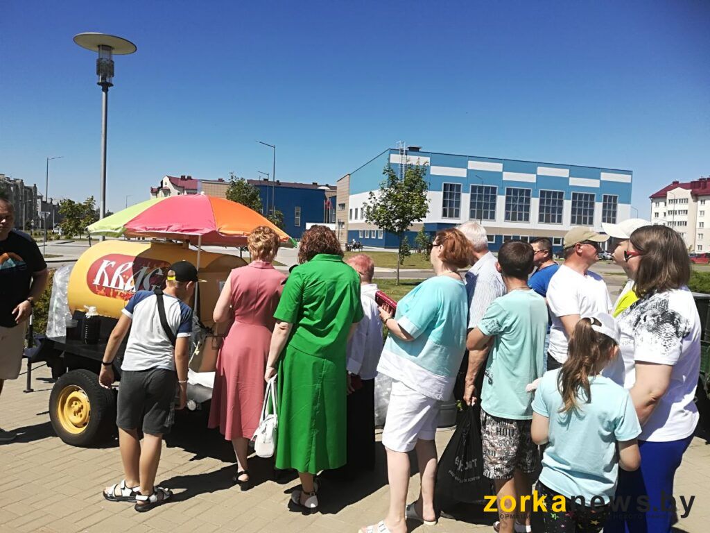 очередь за квасом