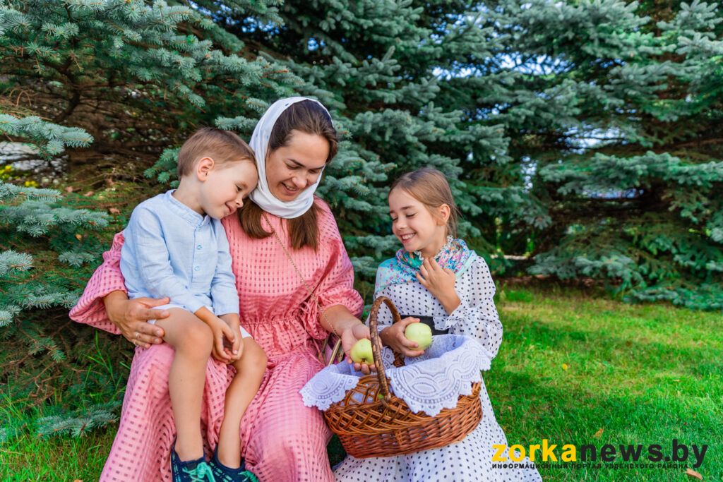 ТОП-10: Яблочный Спас в объективе фотожурналиста «Чырвонай зоркі»