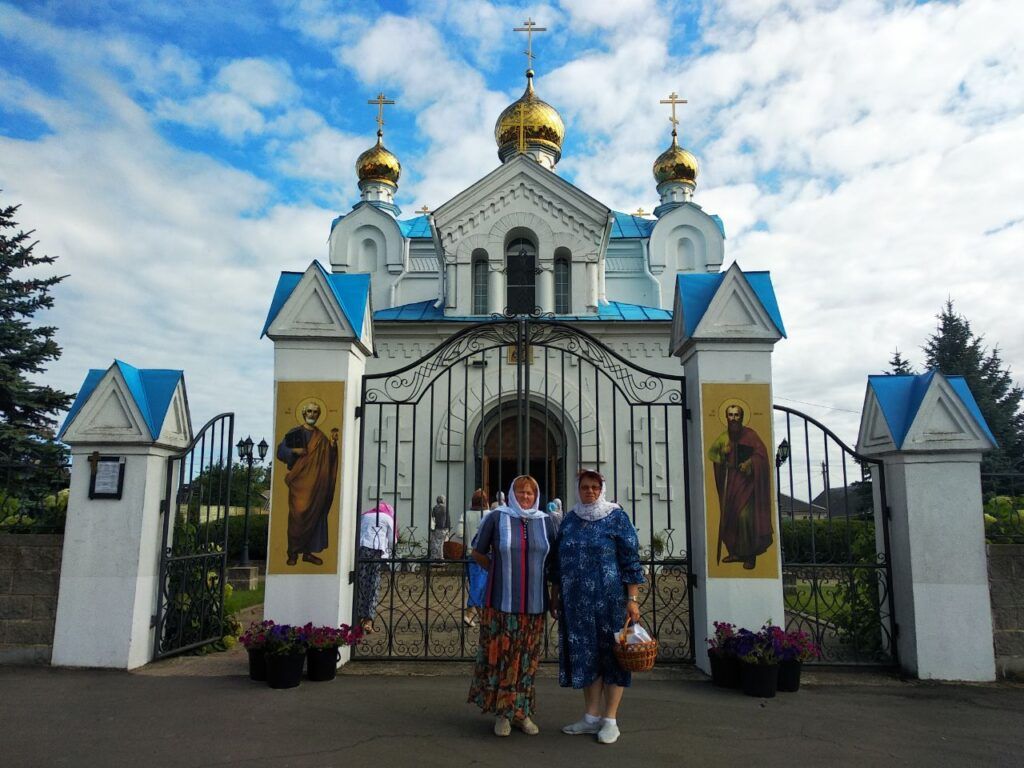 Подопечные ТЦСОН посетили храм Петра и Павла 