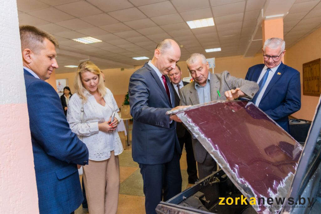 автомобиль