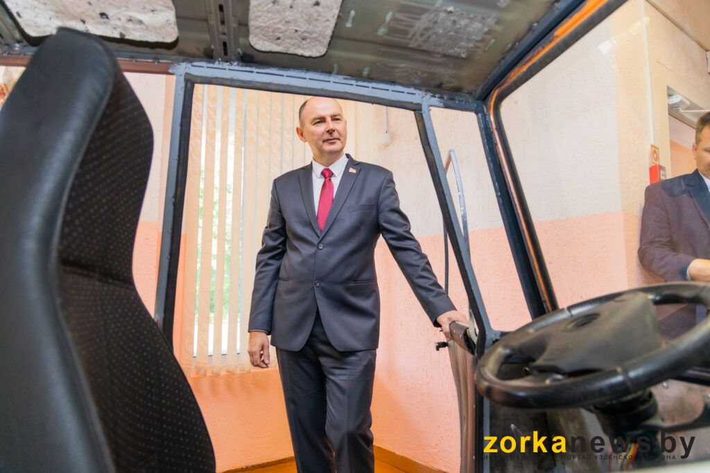 губернатор