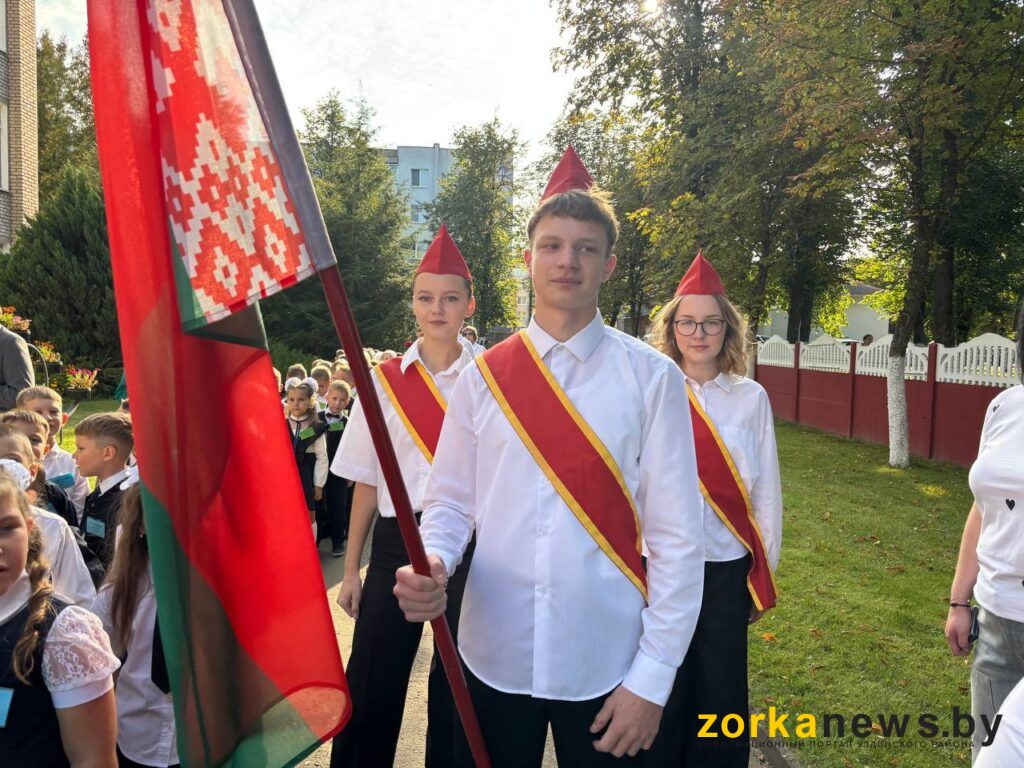 вынос знамени