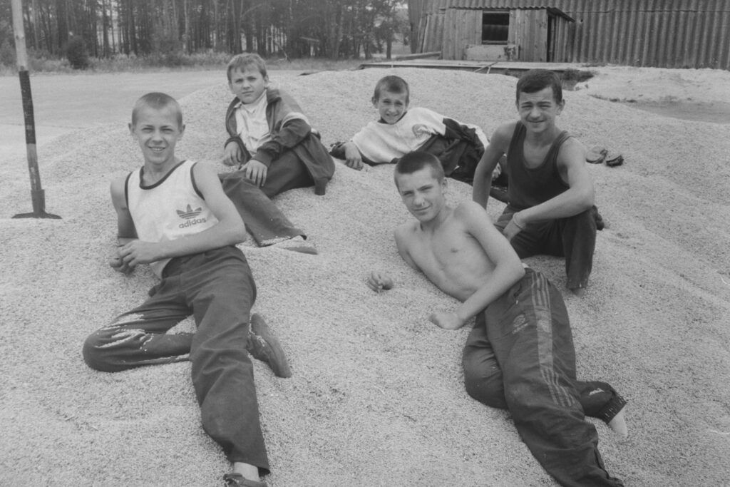 подростки