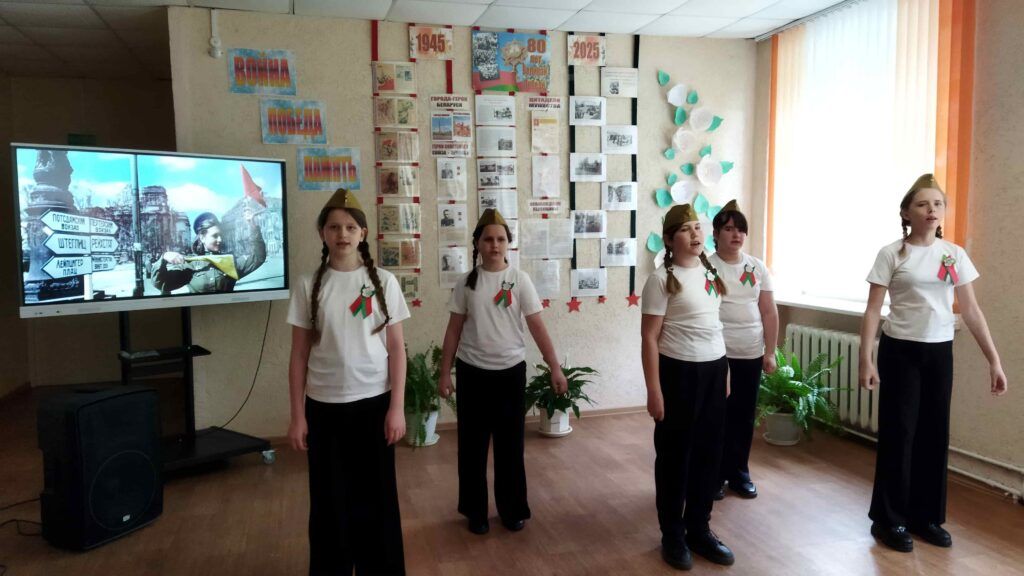 Квесты, буклеты, десанты помощи. Чем еще запомнилась «Вахта Памяти» ученикам Зеньковичской школы