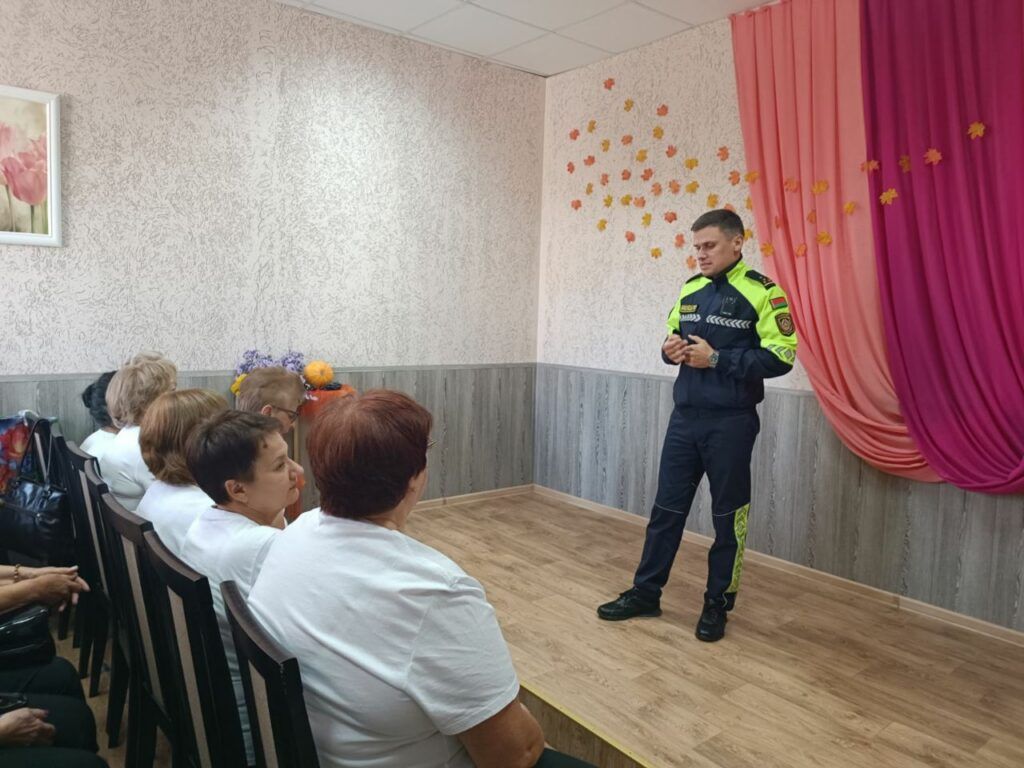 сотрудник ГАИ
