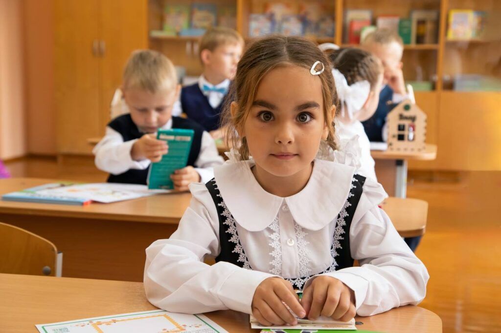 первоклассница