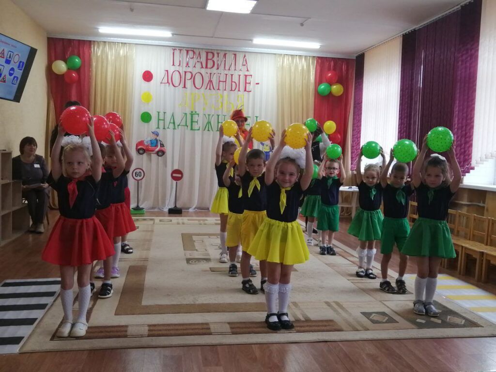 Юными инспекторами движения стали дошкольники из детского сада Узды