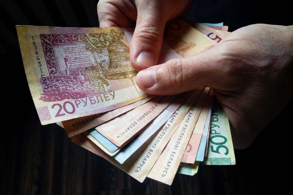 Вложиться в бюджет. Куда тратят деньги пенсионеры Узды