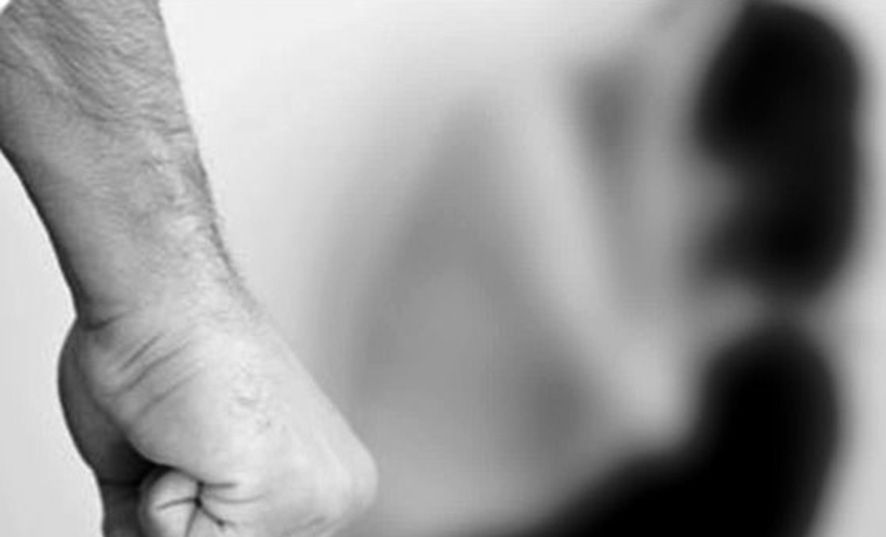 Полтора года тюрьмы за истязание жены получил мужчина из Узды