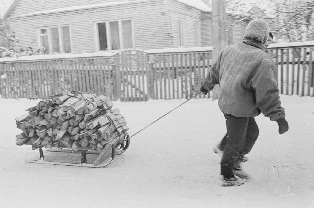 Ретрофото. Зимние заботы