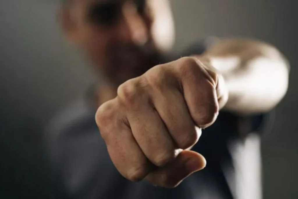 Избил пенсионерку. Какое наказание вынес суд жителю Узды