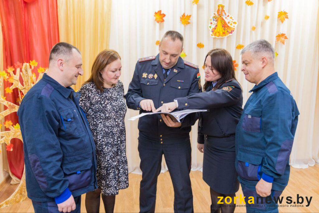 сотрудники Департамента охраны