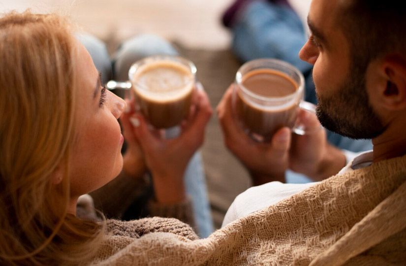 Глинтвейн, сбитень, горячий шоколад: 5 простых рецептов согревающих напитков