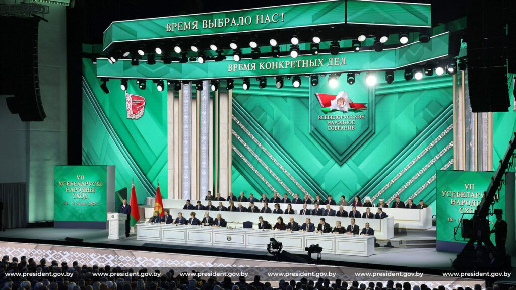 Чистота Беларуси — общее достояние: Лукашенко призвал уважать труд и не допускать вандализма