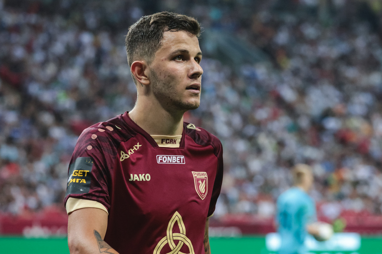 футборлист Виталий Лисакович