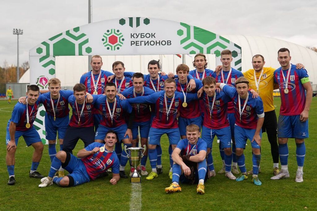 футбольная команда