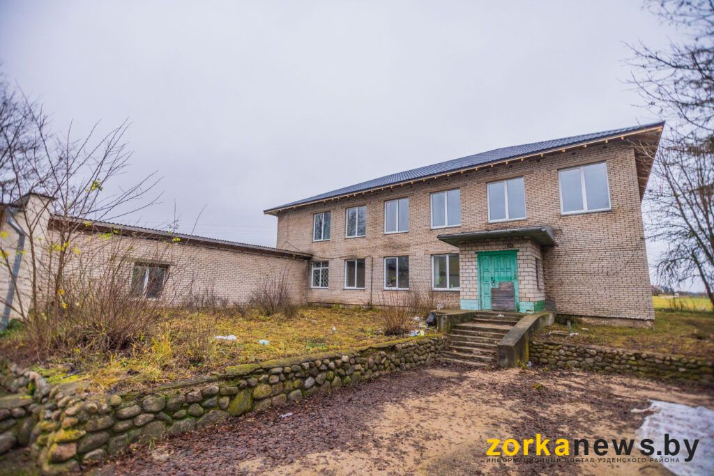 территория ДВ в мусоре