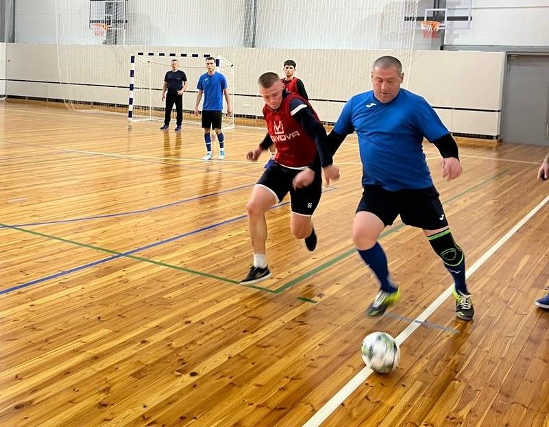 Футбольный матч между «РОЧС» и «Тузами» завершился со счетом 5:5