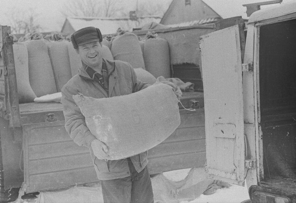 Ретрофото. Тяжело, но с улыбкой