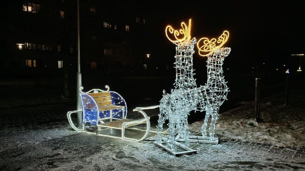 20 тысяч рублей потрачено на украшение Узды к новогодним праздникам