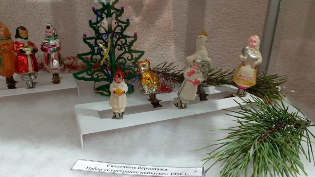 елочные украшения