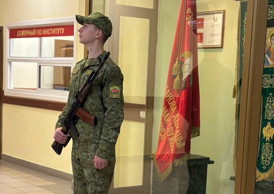 Музыкант-пограничник с Узденщины поделился опытом службы в военном ансамбле