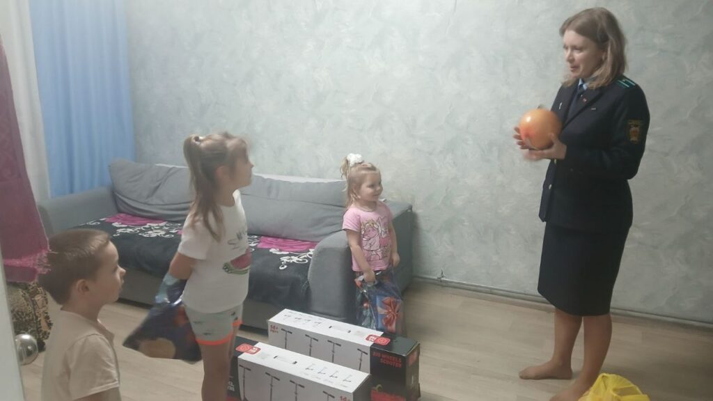 Прокуратура Узденского района приняла участие в акции «Наши дети»