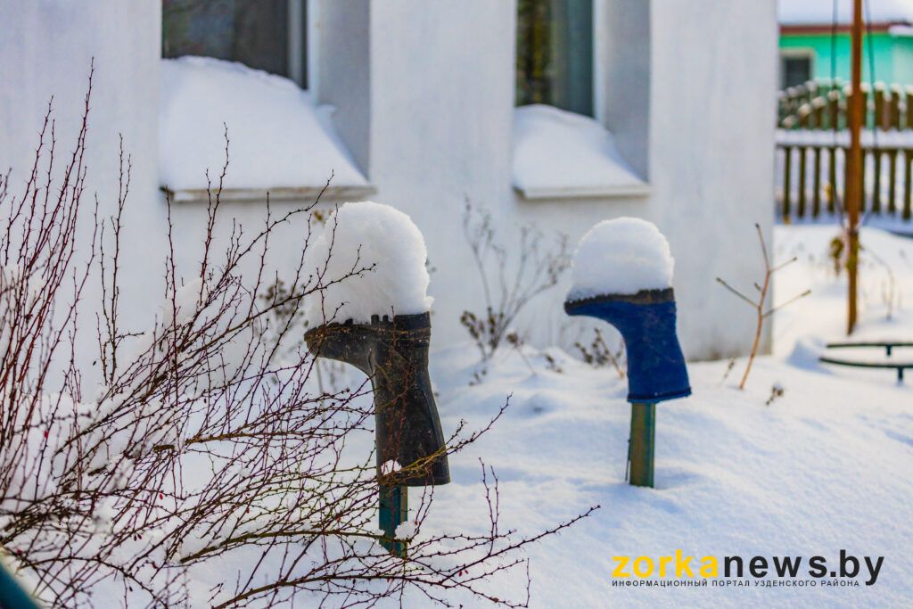 снег на сапогах