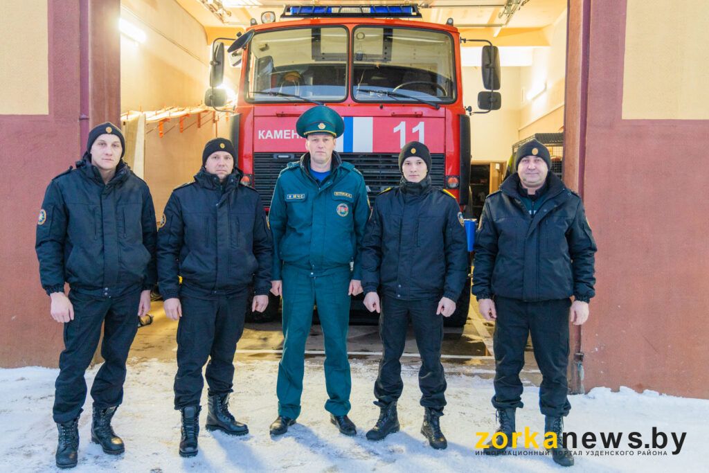 коллектив пожарного поста в Дещенке